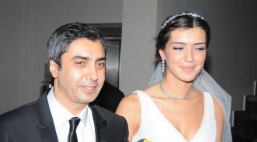 بطل “وادي الذئاب” نجاتي شاشماز يطلق زوجته بسبب خطأ فادح ويطالبها بتعويض عن الضرر بحوالي 10 ملايين ليرة تركية 