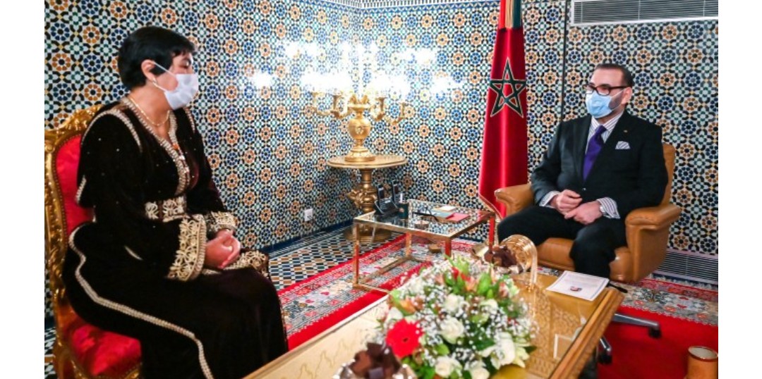 الملك محمد السادس يتفضل بتعيين تسعة وأربعين (49) ملحقا قضائيا كقضاة بالمجالس الجهوية للحسابات