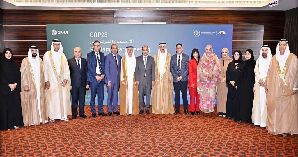 مؤتمر COP28 بدبي .. مباحثات النعم ميارة مع معالي صقر غباش على هامش الإجتماع البرلماني