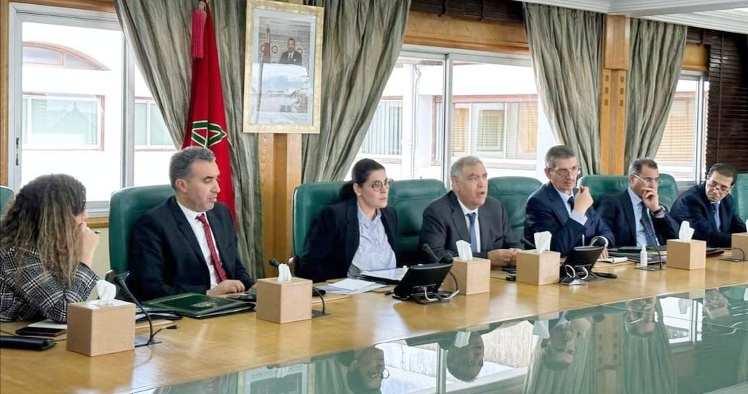 انعقاد الاجتماع الوزاري المخصص لتتبع برنامج محاربة السكن الصفيحي بالنسبة لجهة الدار البيضاء – سطات