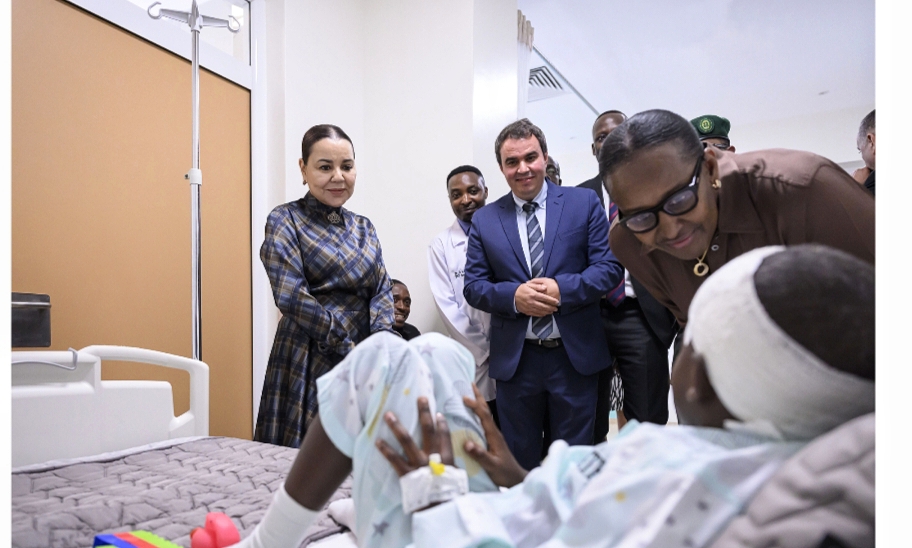 سمو الأميرة للا أسماء والسيدة الأولى لرواندا تطلقان بكيغالي المرحلة الخامسة من برنامج “متحدون، نسمع بشكل أفضل” وتدشنان أول مركز للتشخيص والتأهيل السمعي بهذا البلد